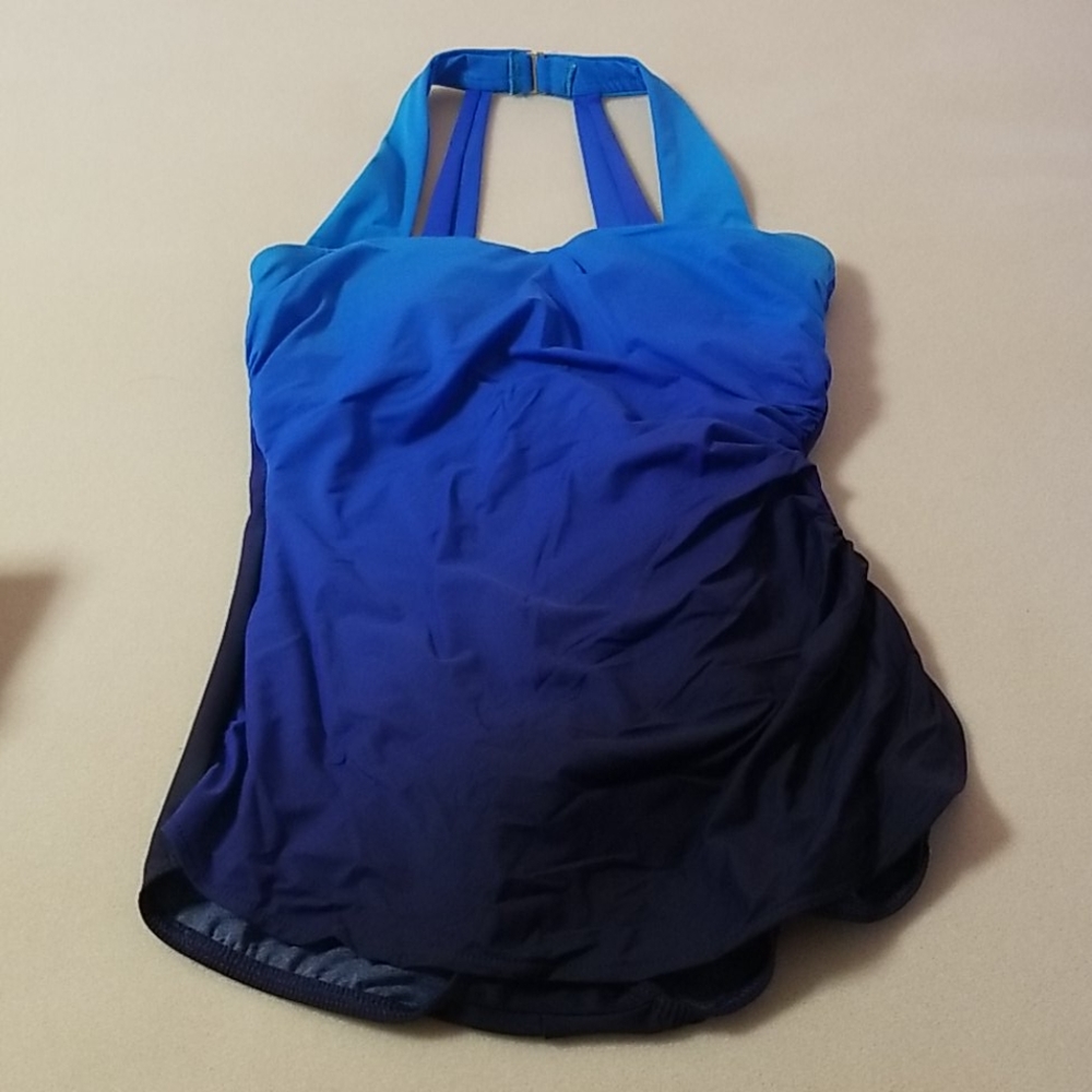 NWOT Lands End slenderizing bathing suit